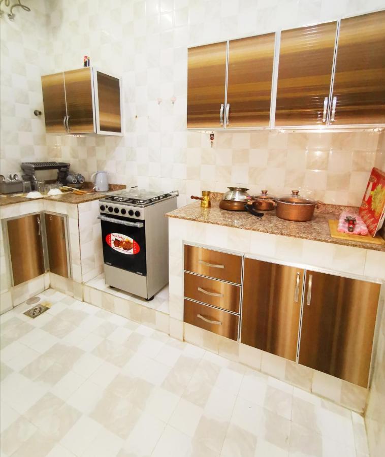 Abu Rakan Apartment *